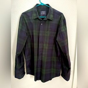 American Eagle Large Shirt